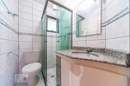 Banheiro  de apartamento à venda com 3 quartos, 77m² em Baeta Neves, São Bernardo do Campo