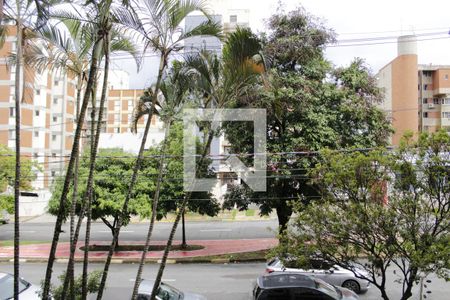 Vista da Sala de apartamento à venda com 3 quartos, 121m² em Jardim Flamboyant, Campinas