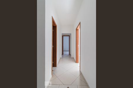 Corredor de apartamento para alugar com 3 quartos, 90m² em São Francisco, Curitiba