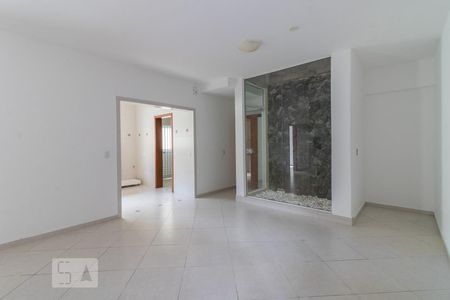 Sala de apartamento para alugar com 3 quartos, 90m² em São Francisco, Curitiba