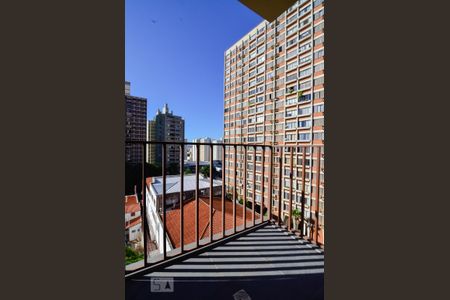 Sacada de apartamento para alugar com 2 quartos, 70m² em Vila Rossi, Campinas