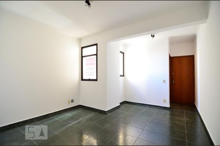 Sala de apartamento para alugar com 2 quartos, 70m² em Vila Rossi, Campinas
