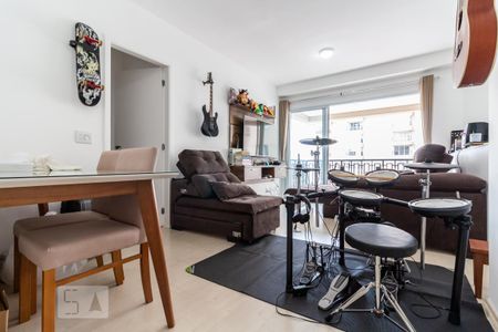 Sala de apartamento para alugar com 1 quarto, 50m² em Alphaville Conde Ii, Barueri
