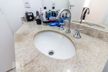 Pia do Banheiro da Suíte de apartamento para alugar com 1 quarto, 50m² em Alphaville Conde Ii, Barueri