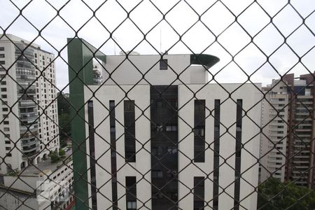 Apartamento à venda com 180m², 4 quartos e 3 vagasVista da suíte 1