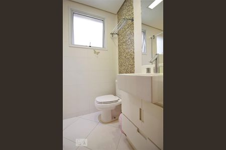 Apartamento à venda com 180m², 4 quartos e 3 vagasBanheiro da suíte 2