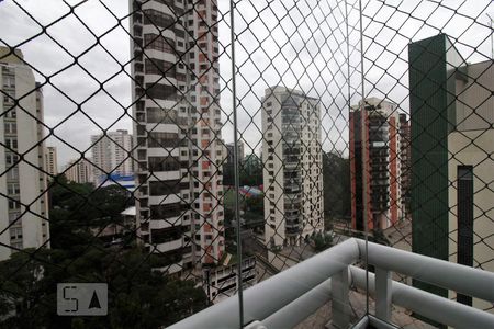 Apartamento à venda com 180m², 4 quartos e 3 vagasVista da suíte 3
