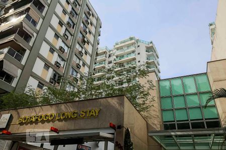 Fachada do Prédio de apartamento para alugar com 1 quarto, 43m² em Botafogo, Rio de Janeiro