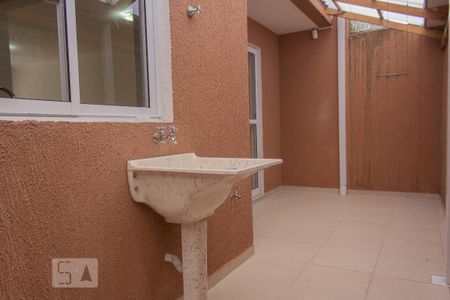 Casa de condomínio para alugar com 107m², 3 quartos e 2 vagas Casa de condomínio para alugar com 107m², 3 quartos e 2 vagasAreá de serviço