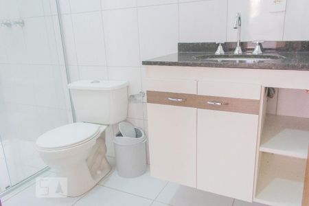 Casa de condomínio para alugar com 107m², 3 quartos e 2 vagas Casa de condomínio para alugar com 107m², 3 quartos e 2 vagasBanheiro 1