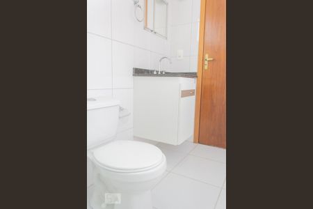 Casa de condomínio para alugar com 107m², 3 quartos e 2 vagas Casa de condomínio para alugar com 107m², 3 quartos e 2 vagasBanheiro Suite