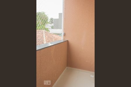 Varanda Suite de casa de condomínio para alugar com 3 quartos, 107m² em Uberaba, Curitiba