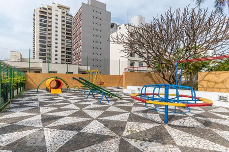 Apartamento para alugar com 120m², 3 quartos e sem vagaPlayground