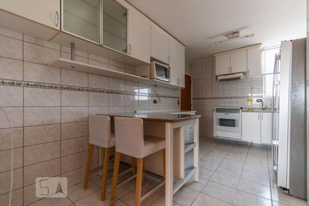 Apartamento para alugar com 120m², 3 quartos e sem vagaCozinha