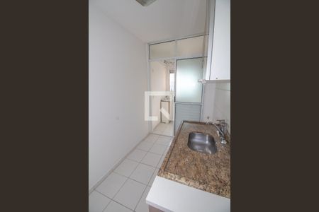 Apartamento à venda com 50m², 2 quartos e sem vaga Apartamento à venda com 50m², 2 quartos e sem vagaCozinha