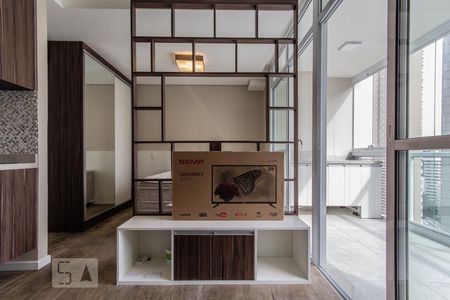 Sala de kitnet/studio para alugar com 1 quarto, 35m² em Real Parque, São Paulo