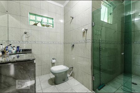 Banheiro da suíte de casa à venda com 2 quartos, 240m² em Vila Yolanda, Osasco