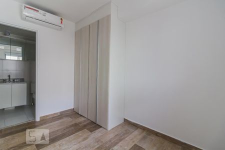 Quarto de kitnet/studio para alugar com 1 quarto, 38m² em Jardim Flor da Montanha, Guarulhos
