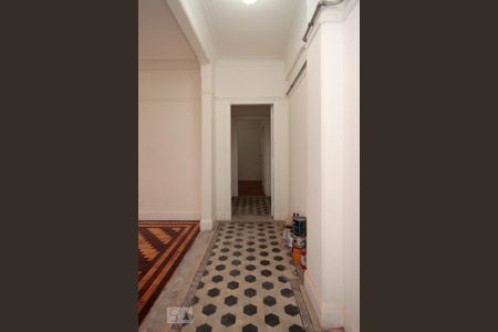 Apartamento à venda com 70m², 1 quarto e sem vagaCorredor