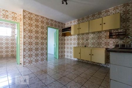 Casa à venda com 200m², 3 quartos e 3 vagasCozinha 