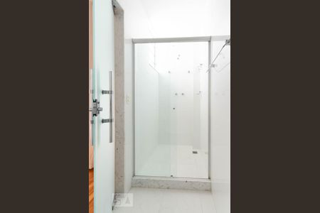 Apartamento à venda com 120m², 3 quartos e 1 vagaBanheiro da suite