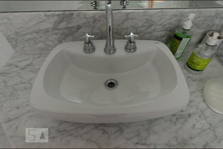 Apartamento à venda com 120m², 3 quartos e 1 vagaLavatório do banheiro da suite