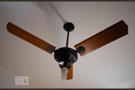 Apartamento à venda com 120m², 3 quartos e 1 vagaVentilador de teto da suite