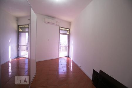 Apartamento à venda com 60m², 1 quarto e 1 vagaQuarto