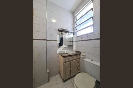 Apartamento à venda com 68m², 2 quartos e sem vaga Apartamento à venda com 68m², 2 quartos e sem vagaBanheiro Social