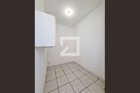 Apartamento à venda com 68m², 2 quartos e sem vaga Apartamento à venda com 68m², 2 quartos e sem vagaQuarto de Serviço