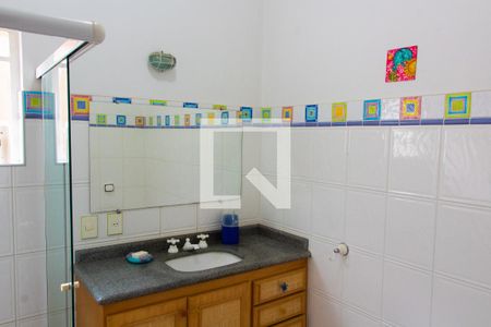Banheiro de casa à venda com 4 quartos, 530m² em Colinas do Ermitage (sousas), Campinas