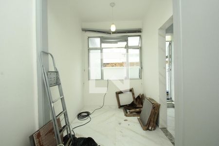 Sala/Quarto de kitnet/studio para alugar com 1 quarto, 32m² em Centro, Rio de Janeiro