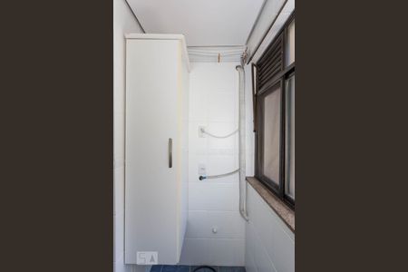 Apartamento para alugar com 60m², 2 quartos e 1 vagaÁrea de serviço