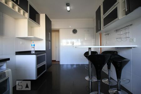 Apartamento à venda com 150m², 3 quartos e 2 vagasCozinha