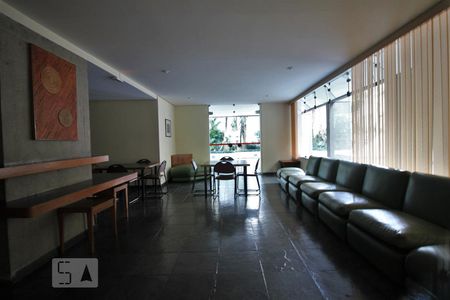 Apartamento à venda com 150m², 3 quartos e 2 vagasSalão de festas