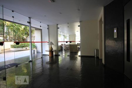 Apartamento à venda com 150m², 3 quartos e 2 vagasHall social