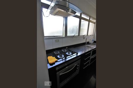 Apartamento à venda com 150m², 3 quartos e 2 vagasDetalhe da cozinha