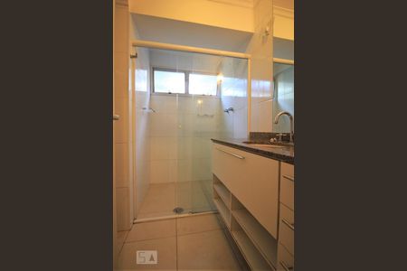 Apartamento à venda com 150m², 3 quartos e 2 vagasBanheiro 