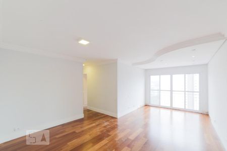 Apartamento para alugar com 82m², 3 quartos e 1 vagaSala