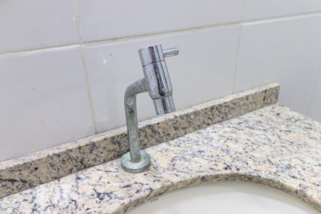 Casa à venda com 692m², 3 quartos e 3 vagasBanheiro 3