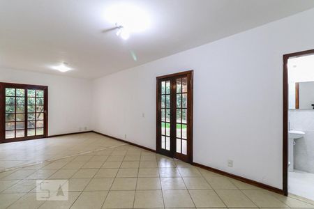 Sala de casa à venda com 3 quartos, 692m² em Recreio dos Bandeirantes, Rio de Janeiro