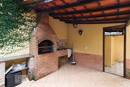 Casa à venda com 692m², 3 quartos e 3 vagasChurrasqueira