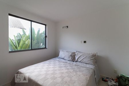 Casa à venda com 250m², 4 quartos e 4 vagas Casa à venda com 250m², 4 quartos e 4 vagasSuíte 2