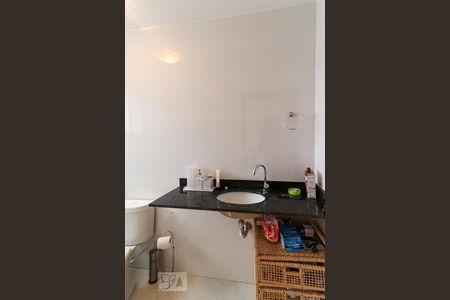 Casa à venda com 250m², 4 quartos e 4 vagas Casa à venda com 250m², 4 quartos e 4 vagasBanheiro 4