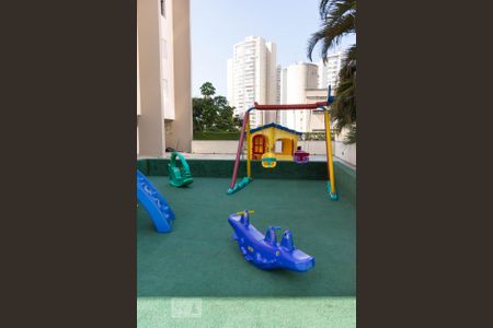 Apartamento à venda com 68m², 3 quartos e 1 vaga Apartamento à venda com 68m², 3 quartos e 1 vagaPlayground