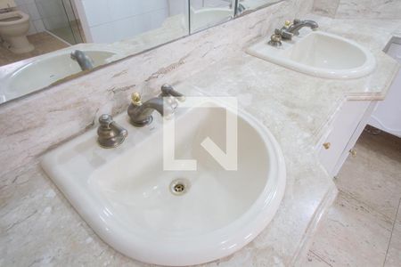 Apartamento para alugar com 198m², 3 quartos e 3 vagasPia