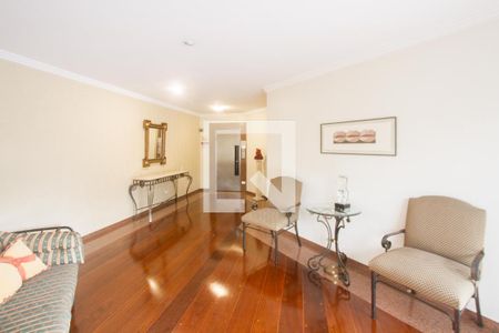 Apartamento para alugar com 198m², 3 quartos e 3 vagasHall