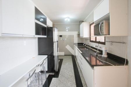 Apartamento para alugar com 198m², 3 quartos e 3 vagasCozinha