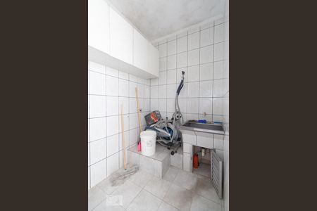 Casa à venda com 190m², 2 quartos e 2 vagas Casa à venda com 190m², 2 quartos e 2 vagasÁrea de serviço