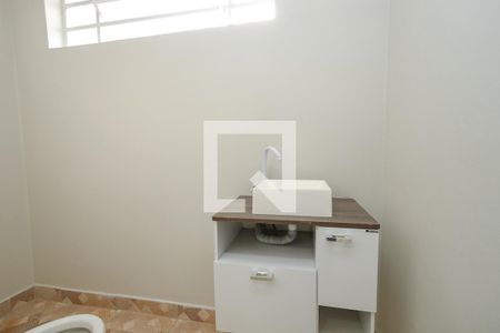 Casa à venda com 200m², 4 quartos e 2 vagas Casa à venda com 200m², 4 quartos e 2 vagasBanheiro do Salão